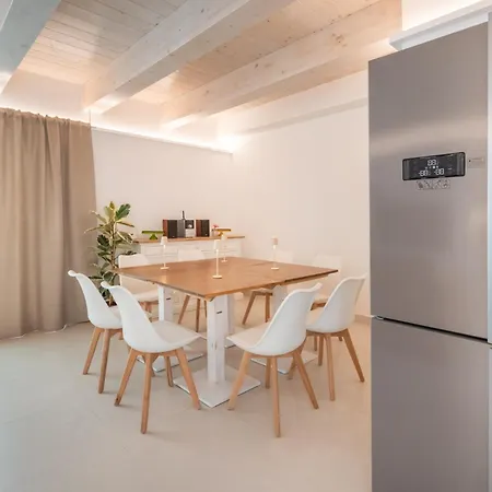 La Rosa & La Viola 빌라 카라사이