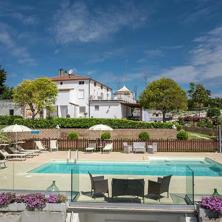 Willa La Rosa & La Viola